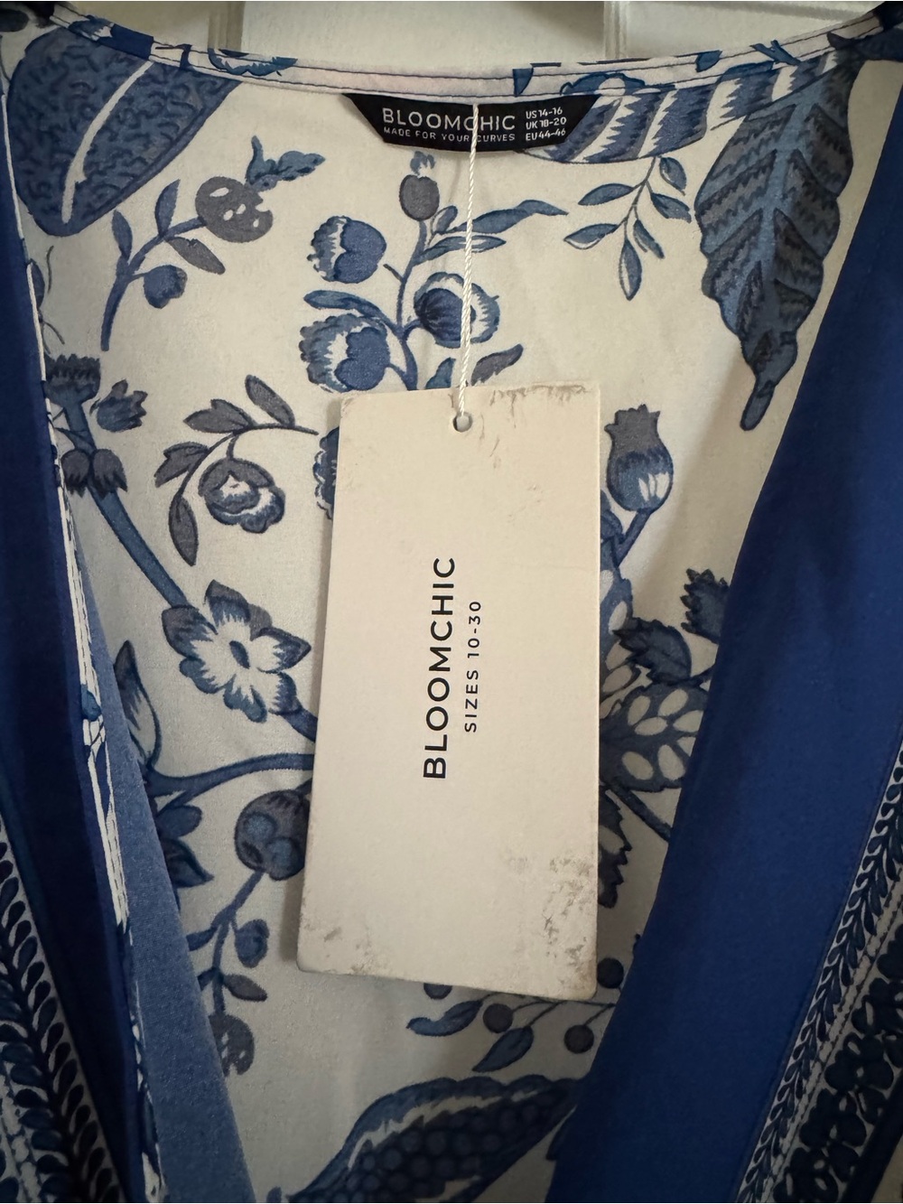 BloomChic - Blue White Floral Belted Maxi Dress, w/ pockets - Picture 3 of 7